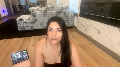 spicymami0333 online show from 11/09/25, 11:03