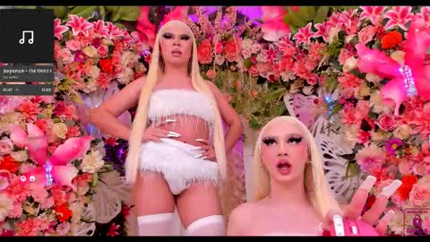 Snapshot of spicysluts chatting on 09/14/25, 07:51  Alison  Sharon  online show from 09/14/25, 07:51