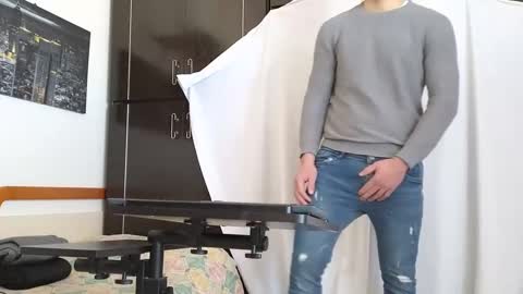 Marco. When Im offline you can view premium content in bio online show from 03/07/25, 08:34