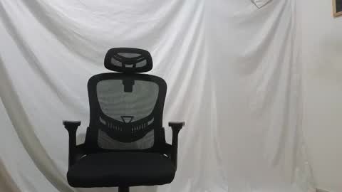 Marco. When Im offline you can view premium content in bio online show from 12/22/25, 08:17