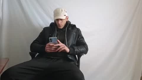 Marco. When Im offline you can view premium content in bio online show from 01/13/26, 09:58