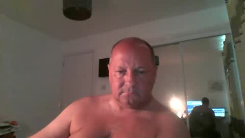 Snapshot of spidey1051a chatting on 06/25/26, 11:48 spidey1051a online show from 06/25/26, 11:48
