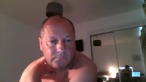 Snapshot of spidey1051a chatting on 07/31/26, 04:17 spidey1051a online show from 07/31/26, 04:17