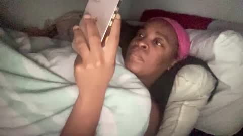 Snapshot of spinprincess_ chatting on 02/25/25, 04:35 Spinerina online show from 02/25/25, 04:35