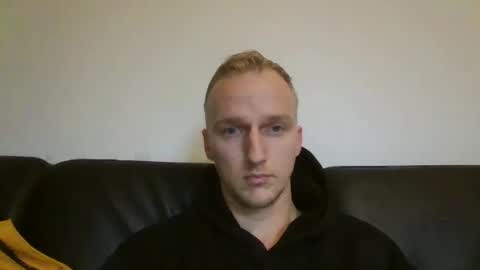 Snapshot of spittingboy chatting on 10/23/25, 08:02 spittingboy online show from 10/23/25, 08:02