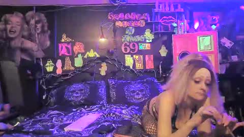 Snapshot of splashh_queen420 chatting on 04/12/26, 04:50 Daddy His Splash Queen online show from 04/12/26, 04:50