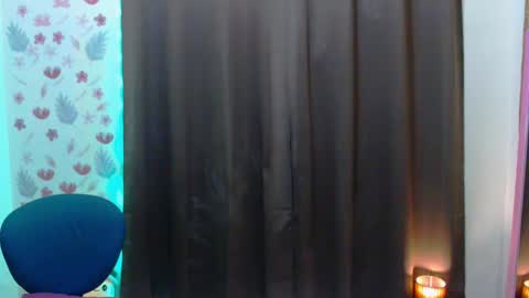 Snapshot of splendid_kim08 chatting on 12/26/24, 12:49 Kimmy online show from 12/26/24, 12:49
