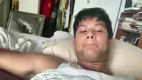 Snapshot of splipppery chatting on 02/27/25, 11:37 splipppery online show from 02/27/25, 11:37