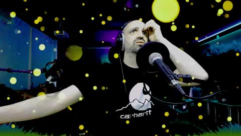 Snapshot of splivke chatting on 04/11/26, 07:02 Splivke online show from 04/11/26, 07:02