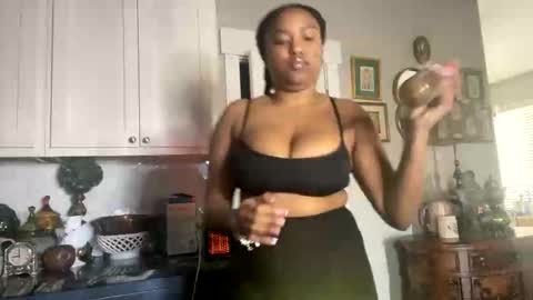 spoilprincesschloee online show from 01/12/26, 09:20