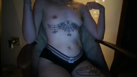 spookybarbiegirl online show from 01/10/25, 01:53
