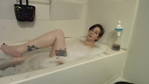 Kova online show from 02/05/26, 02:38