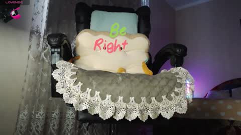 Snapshot of sports_woman5 chatting on 11/06/25, 07:31 Tips are the best compliment to a woman online show from 11/06/25, 07:31