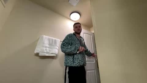 sportsfreak1619 online show from 02/04/26, 07:47