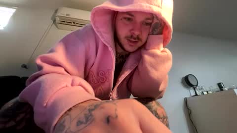 sportsfreak1619 online show from 02/11/26, 08:14