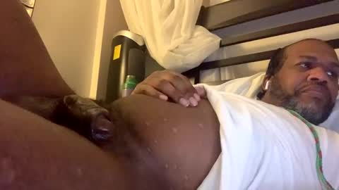 Snapshot of sportyesce chatting on 01/05/25, 09:05 sportyesce online show from 01/05/25, 09:05