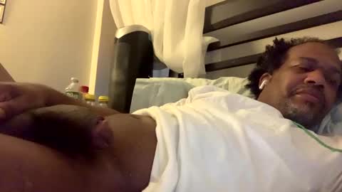 Snapshot of sportyesce chatting on 02/11/25, 12:16 sportyesce online show from 02/11/25, 12:16