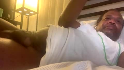 Snapshot of sportyesce chatting on 09/24/25, 08:39 sportyesce online show from 09/24/25, 08:39