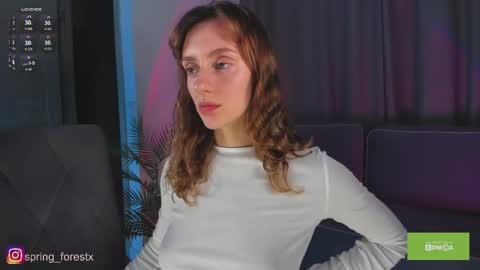 Snapshot of spring_forestx chatting on 10/01/25, 04:13 Lilly online Monday - Friday ask time in pm online show from 10/01/25, 04:13