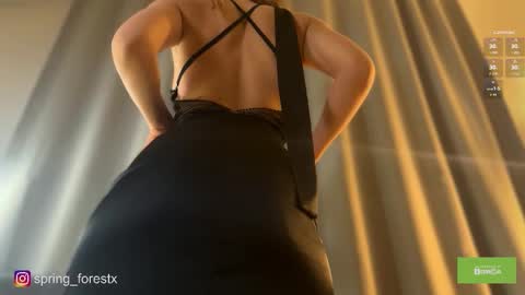 Lilly  online Monday - Friday ask time in pm online show from 12/17/25, 04:02