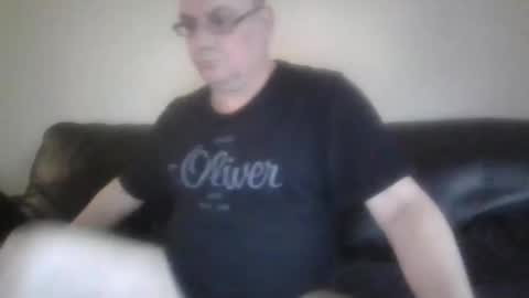 Snapshot of spritzer47 chatting on 10/17/25, 11:35 spritzer47 online show from 10/17/25, 11:35