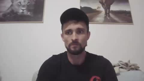 Snapshot of spyco82 chatting on 12/16/25, 06:51 spyco82 online show from 12/16/25, 06:51