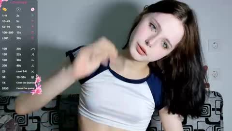 Snapshot of sqsonya chatting on 07/23/26, 08:51 marunyashh online show from 07/23/26, 08:51