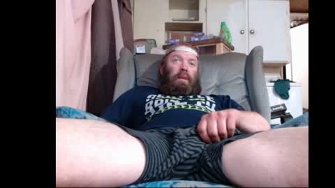 Snapshot of squegly chatting on 12/19/24, 04:46 Bryan online show from 12/19/24, 04:46