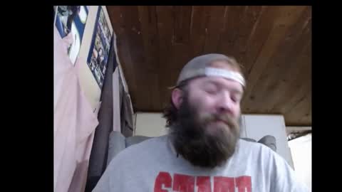 Snapshot of squegly chatting on 01/03/25, 04:37 Bryan online show from 01/03/25, 04:37