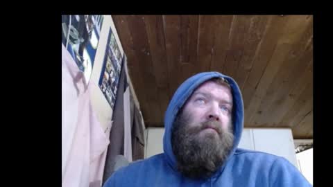 Snapshot of squegly chatting on 01/17/25, 08:34 Bryan online show from 01/17/25, 08:34