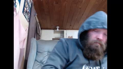 Snapshot of squegly chatting on 02/09/25, 06:54 Bryan online show from 02/09/25, 06:54