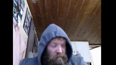 Snapshot of squegly chatting on 02/13/25, 08:27 Bryan online show from 02/13/25, 08:27