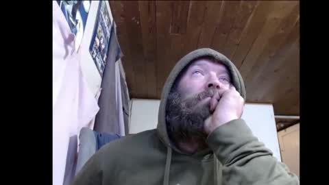 Snapshot of squegly chatting on 10/30/25, 06:48 Bryan online show from 10/30/25, 06:48