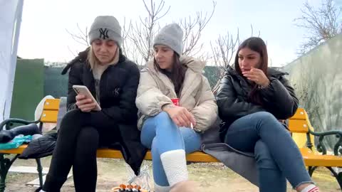 Snapshot of squirt_bunny77 chatting on 02/14/25, 12:57 My name is Maya Lush is activeThere are legends that in this room all your wishes can come true Private is Open online show from 02/14/25, 12:57