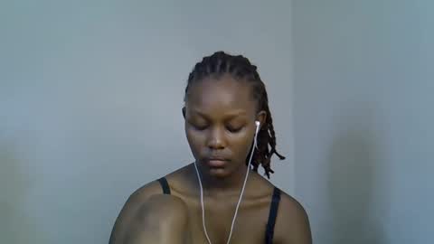 Snapshot of squirt_godes chatting on 11/27/25, 08:11 Tashy online show from 11/27/25, 08:11