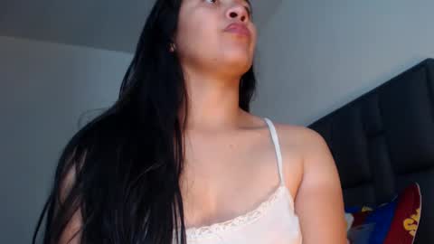 Carolainss online show from 01/30/25, 05:30