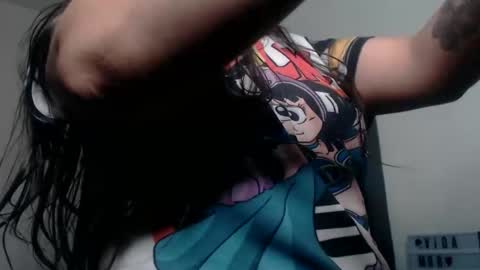 Carolainss online show from 02/12/25, 03:51