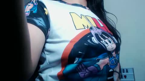 Carolainss online show from 02/13/25, 07:35