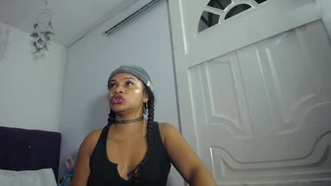 Snapshot of squirter_girl69 chatting on 04/17/26, 08:06 squirter_girl69 online show from 04/17/26, 08:06