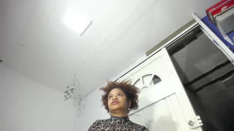 Snapshot of squirter_girl69 chatting on 04/26/26, 10:02 squirter_girl69 online show from 04/26/26, 10:02