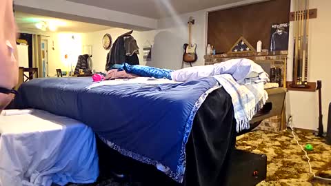 Snapshot of squirtking737 chatting on 02/09/25, 10:43 Angel the Cowboy online show from 02/09/25, 10:43