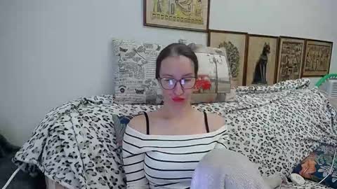 Snapshot of squirtyeleanor chatting on 10/06/25, 07:28 SquirtyEleanor online show from 10/06/25, 07:28