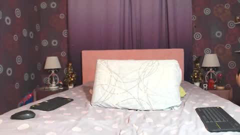 Snapshot of squirtyjess chatting on 02/02/26, 09:35 just Jess online show from 02/02/26, 09:35