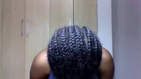 Snapshot of squiter_girlie chatting on 10/20/25, 11:10 Squiter online show from 10/20/25, 11:10