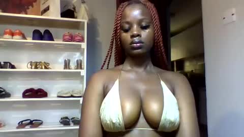 Snapshot of squiter_girlie chatting on 05/12/26, 05:37 Squiter online show from 05/12/26, 05:37