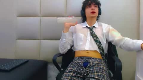 ethan online show from 02/13/26, 01:07