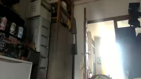 Snapshot of srekos38 chatting on 01/30/25, 10:19 srekos38 online show from 01/30/25, 10:19