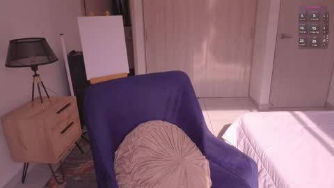 Snapshot of srerotic chatting on 09/17/25, 08:43 Matt online show from 09/17/25, 08:43