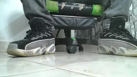 sr master cum its my old account online show from 10/23/25, 07:07