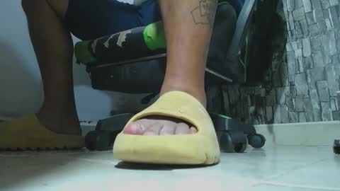 sr master cum its my old account online show from 03/18/26, 04:37